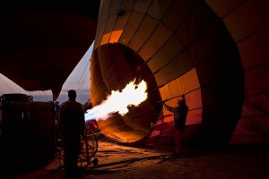 A hőlégballon szafari előkészületei 