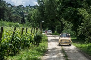 Fiat 500 konvoj a toszkán vidéken