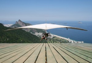 Sárkányrepülővel Rio de Janeiro felett